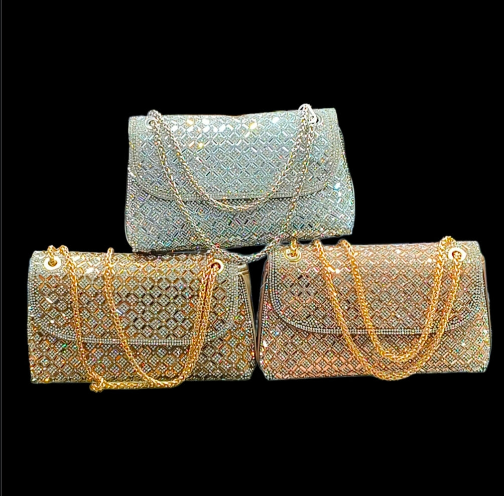 Diamond Pattern Party Clutch With Chain Strap